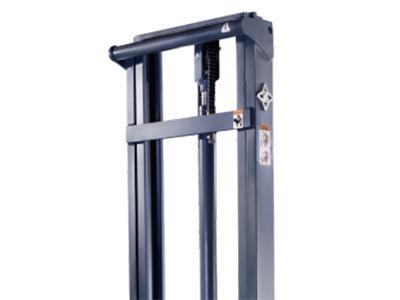 XEA 1,000-1,200kg Electric Lift Stacker